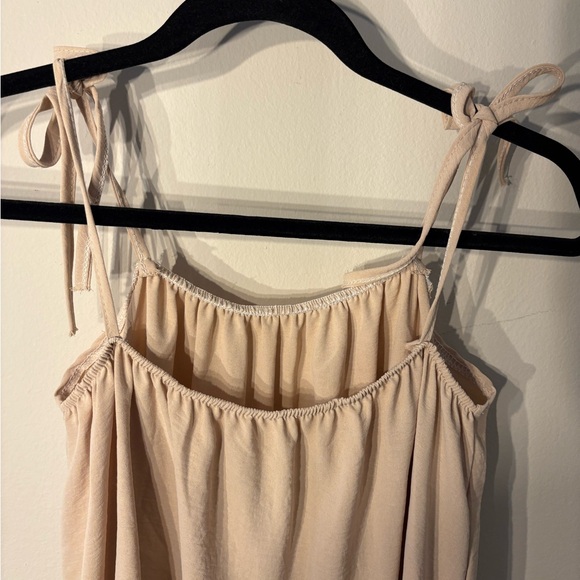 Cream Sleeveless Dress - Picture 10 of 12